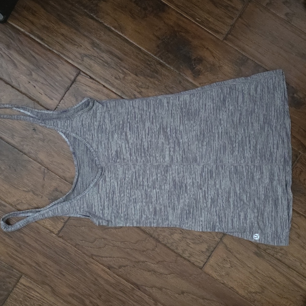 Lululemon Cool Racer Back - Picture 3 of 3